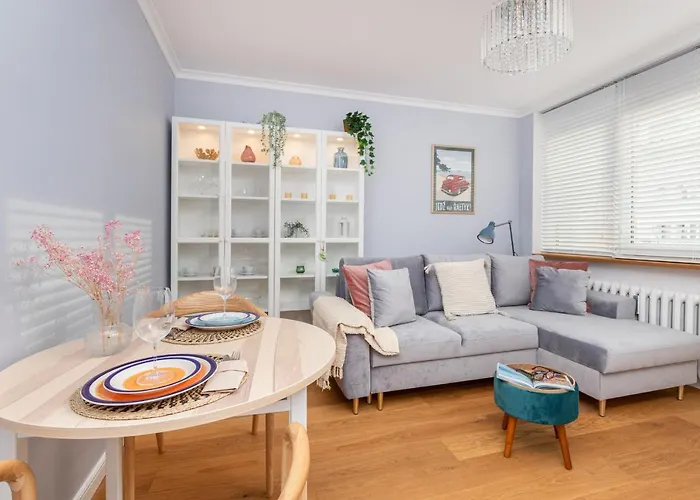 Cozy Pastel Two Bedroom In By Renters Lägenhet *